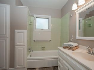 901 Rider St, Iowa City, IA 52246