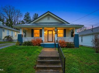 916 E Hillcrest Dr, Johnson City, TN 37604