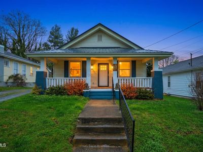 916 E Hillcrest Dr, Johnson City, TN, 37604