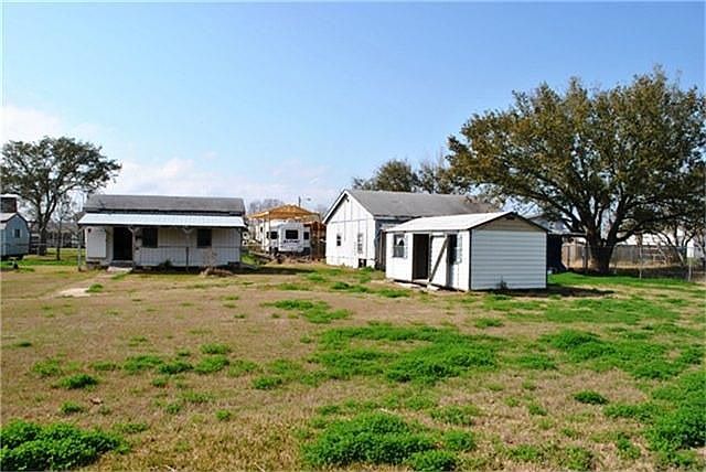 2nd image of 1102 Avenue K