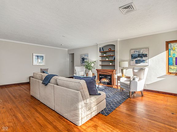 4th image of 5110 Grandview Dr