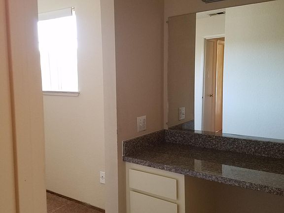 4th image of 4931 Canto Dr APT 4