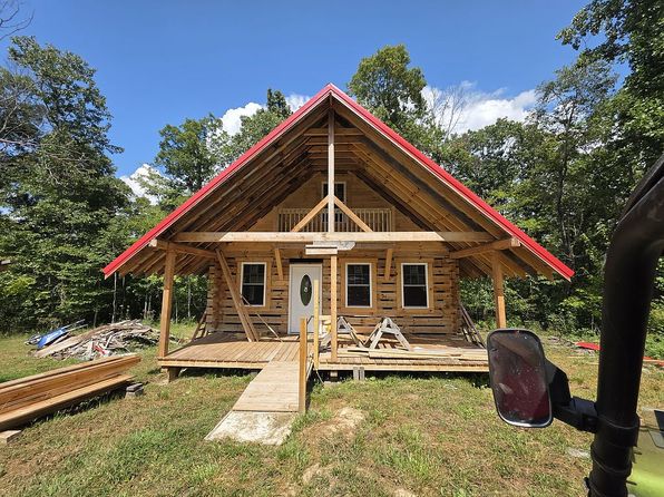 464 Deepwoods Trl