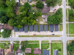 4701 Hoffman St, Houston, TX 77026