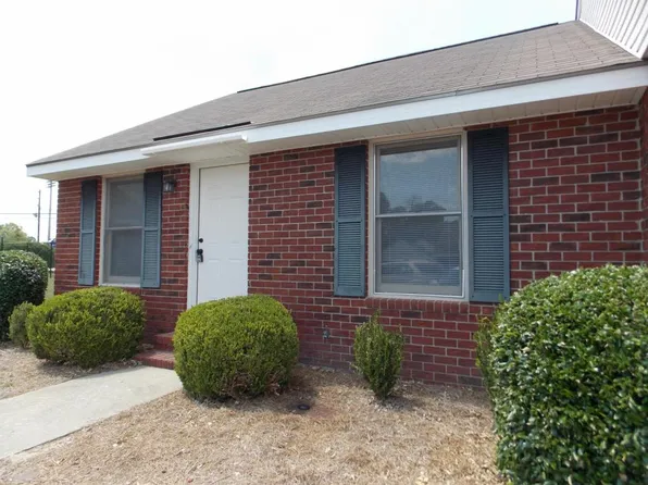 140 Lanier Dr, Statesboro, GA