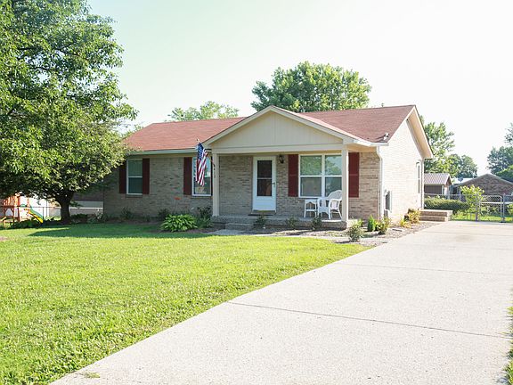 2nd image of 413 Greenfield Cir