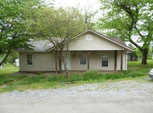 115 Brown St, Athens, TN 37303