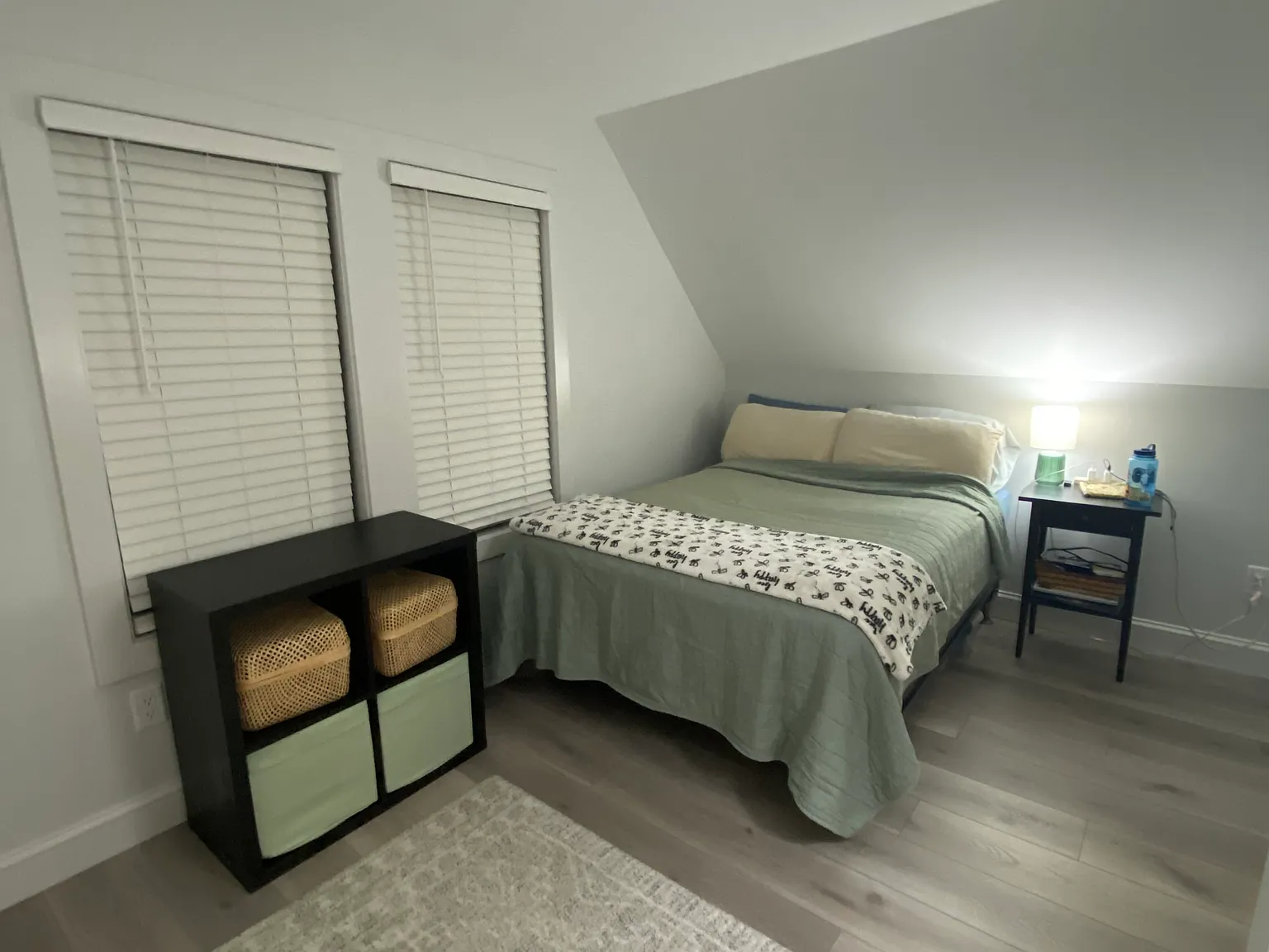 1 bed, 1.5 bath, 900 sqft, $1,950 — Photo 4
