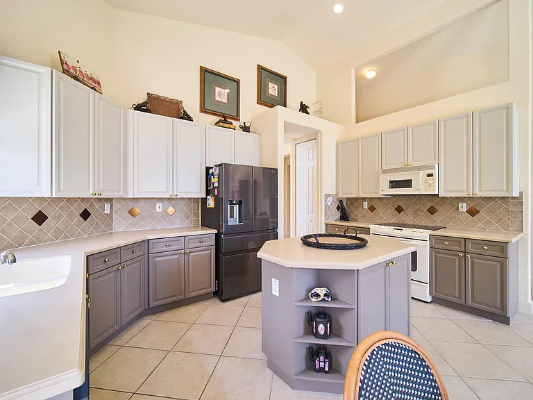 8282 Spyglass Dr — Photo 14