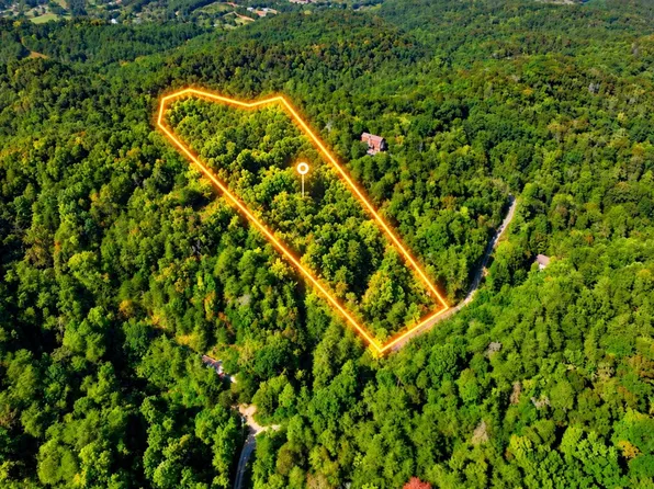 459 Bob Hollow Rd, Sevierville, TN 37876