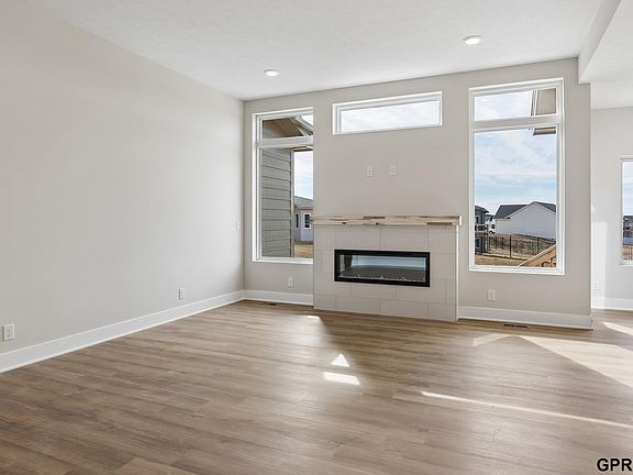 2nd image of 5714 Kestrel Pkwy