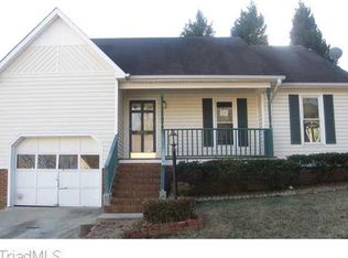 2012 Carlisle Way, High Point, NC 27265