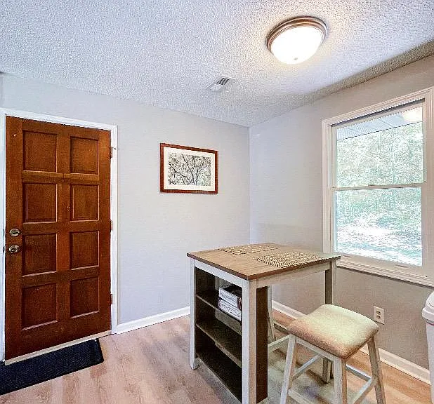 253 Flowers Ln — Photo 3