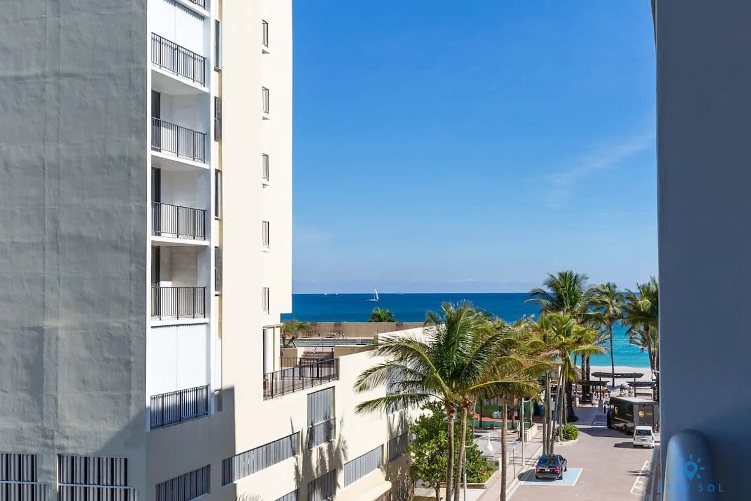 1 bed, 1.0 bath, 699 sqft, $2,809 — Photo 4
