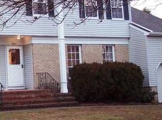 15-17 Kolas Ct, Middletown, NJ 07748