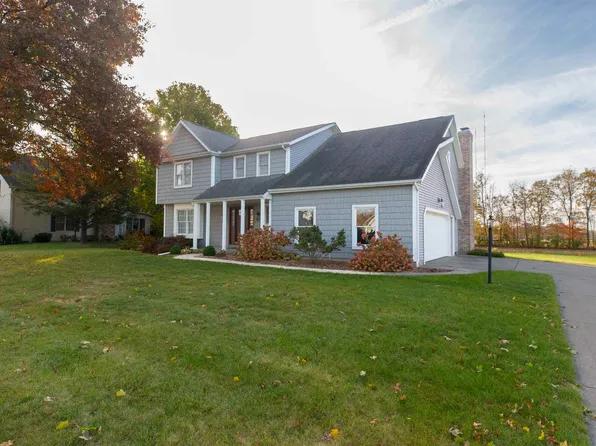 17928 Bellows Falls Dr, South Bend, IN 46614