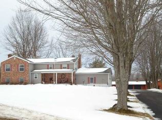 1839 Barnes Rd, Walworth, NY 14568