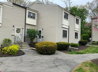 715 Frenchtown Rd UNIT 26, Bridgeport, CT 06606