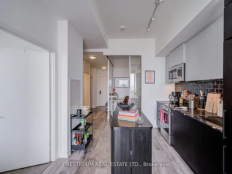 285 Dufferin St #1311 — Photo 15