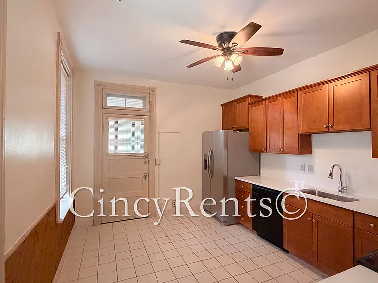 1339 Meier Ave #1 — Photo 8