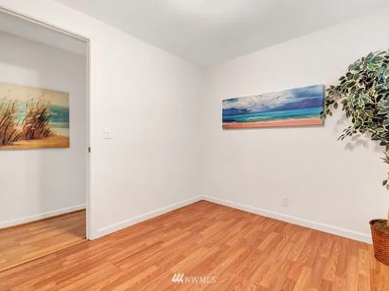 1417 Grand Ave — Photo 13