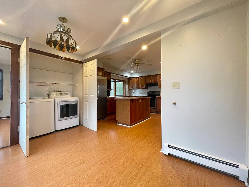 103 Wright Ave #1