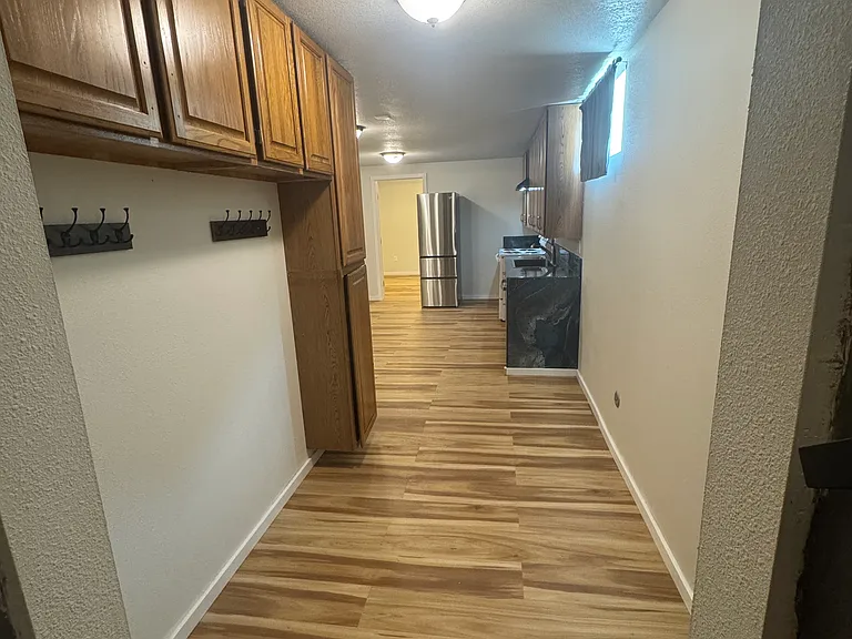 11121 SE 31st Ave #BASEMENT — Photo 3