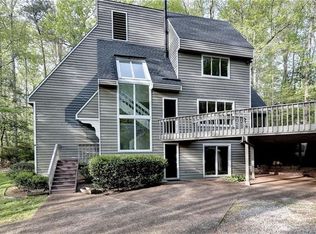 411 Hempstead Rd, Williamsburg, VA 23188