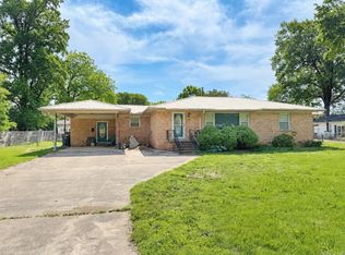 104 S Cone St, Searcy, AR 72143