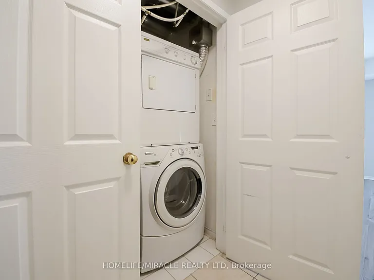 3056 Eglinton Ave W #62 — Photo 16