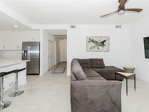 4th image of 5715 Double Eagle Cir #4422