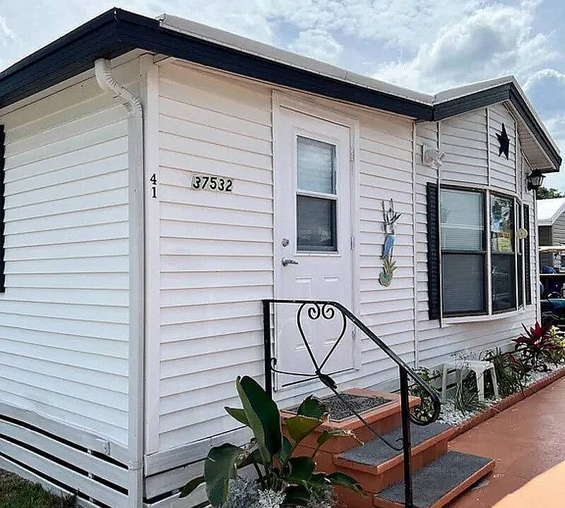 1st image of 37512 Alexis St #41