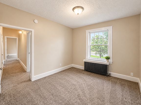 2nd image of 529 N Nevada Ave APT 4