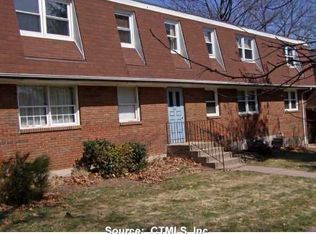 341 Dunfey Ln APT B, Windsor, CT 06095