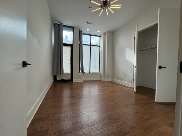 71 Court House Place image 4 of 6