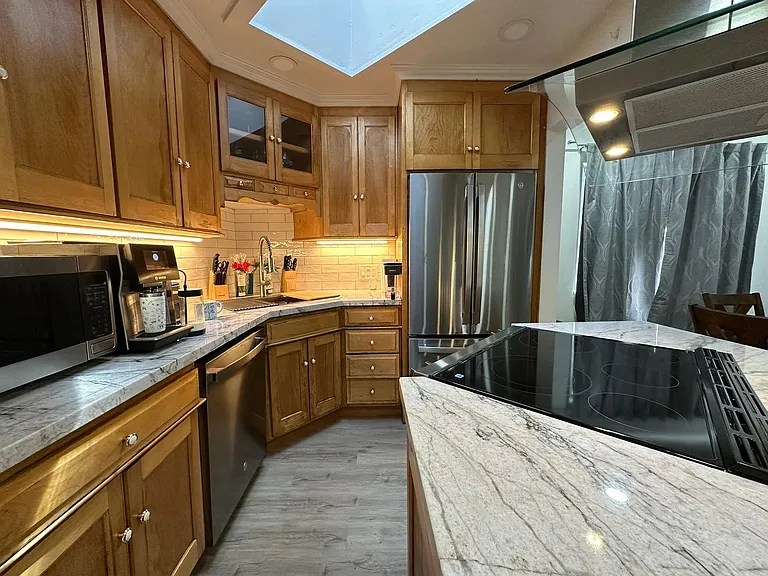 1083 Aspenwald Rd #A — Photo 27