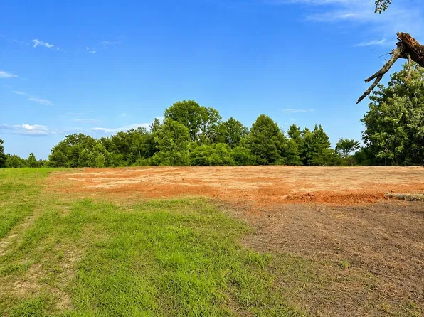 8847 S County Road 77, Mize, MS 39116