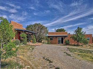 19 Quarter Moon Hill Rd #B, Edgewood, NM 87015