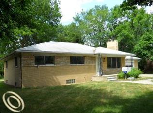 314 W Thirteen Mile Rd, Royal Oak, MI 48073