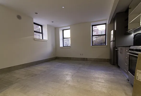 Rented by Nooklyn NYC LLC | media 29