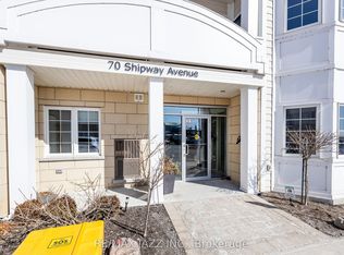 70 Shipway Ave #412, Clarington, ON L1B0V7