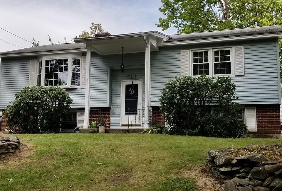 1st image of 321 Lincoln St