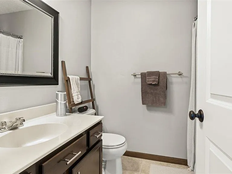 1514 Hummingbird Cir — Photo 17