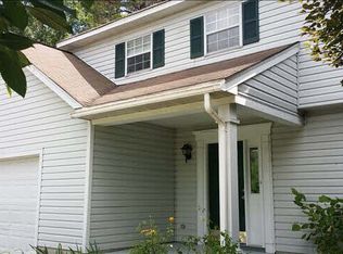 146 Garden Pond Dr, Lexington, SC 29073