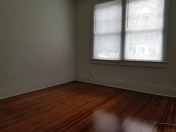 5th image of 1500 E Hernandez St