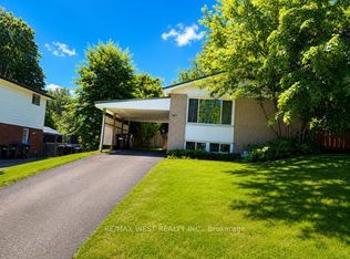 747 Birchwood Dr NW, Midland, ON L4R 2P8
