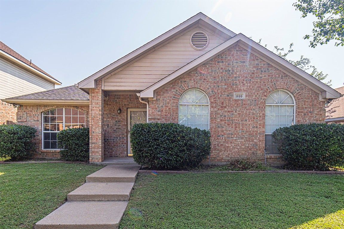1620 Chapman St, Cedar Hill, TX 75104 Zillow