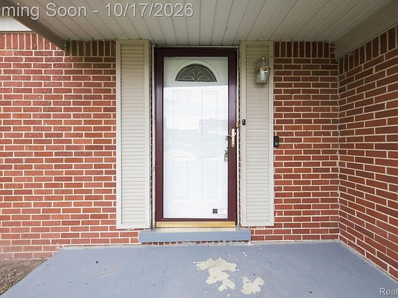 3rd image of 4728 Stilwell Dr