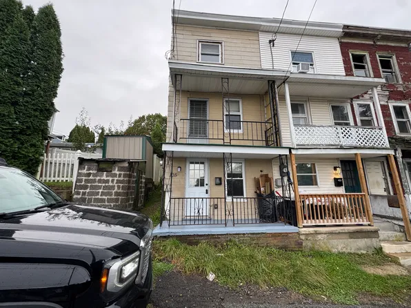 105 East St, Minersville, PA 17954