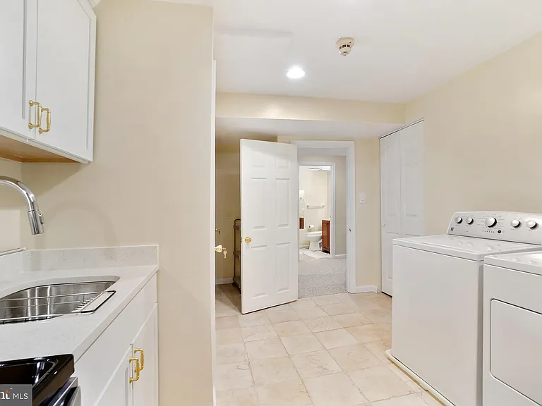 2505 Falling Brook Ter — Photo 14